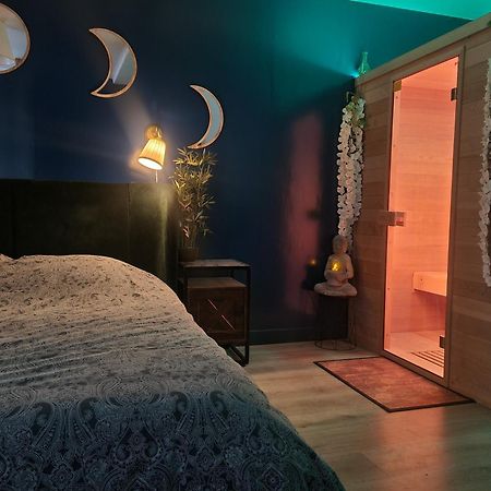 Sauna & Detente - Suite Privee - Tours - Netflix Buitenkant foto